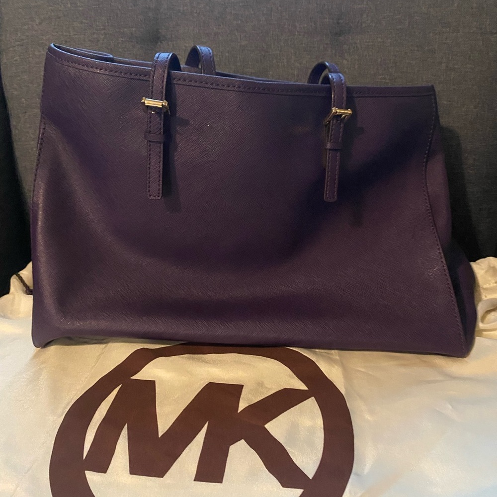 Michael Kors Bag - Picture 2 of 11